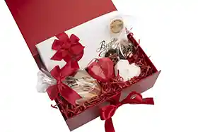 Снимка на подаръчна кутия ДВЕ СЪРЦА